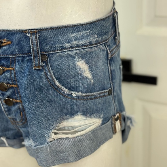 One X One Teaspoon Harlets High Rise Exposed Button Fly Jean Shorts 24 - Picture 3 of 13